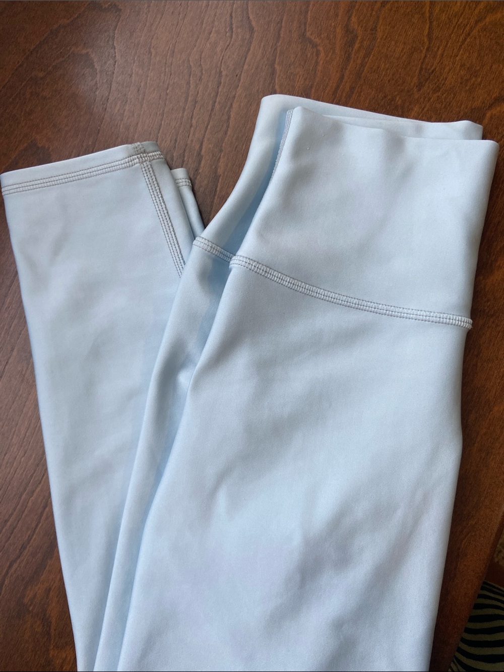 ALO cropped leggings